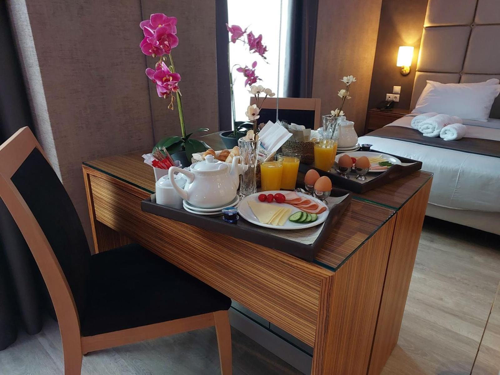 Lacoba Hotel (Adults Only) Афины Экстерьер фото