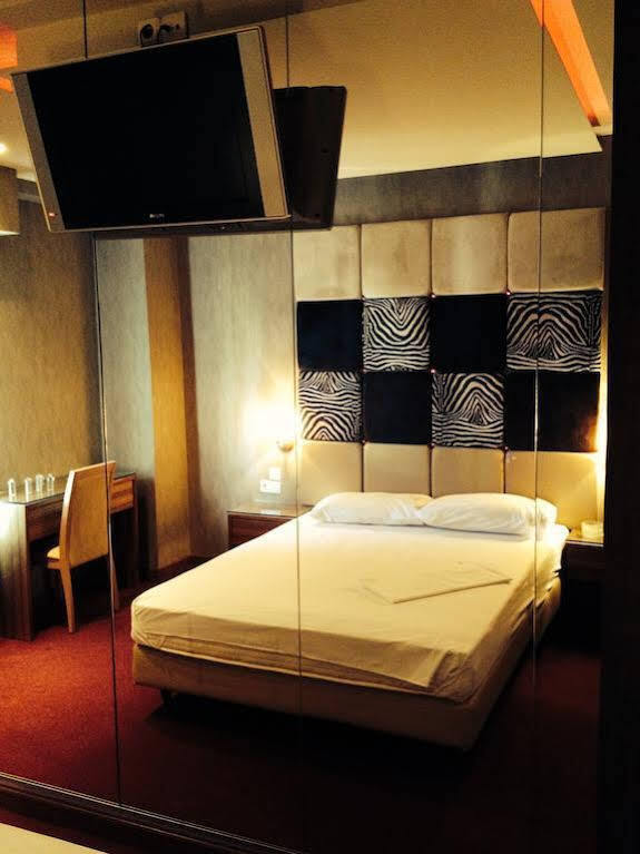 Lacoba Hotel (Adults Only) Афины Экстерьер фото